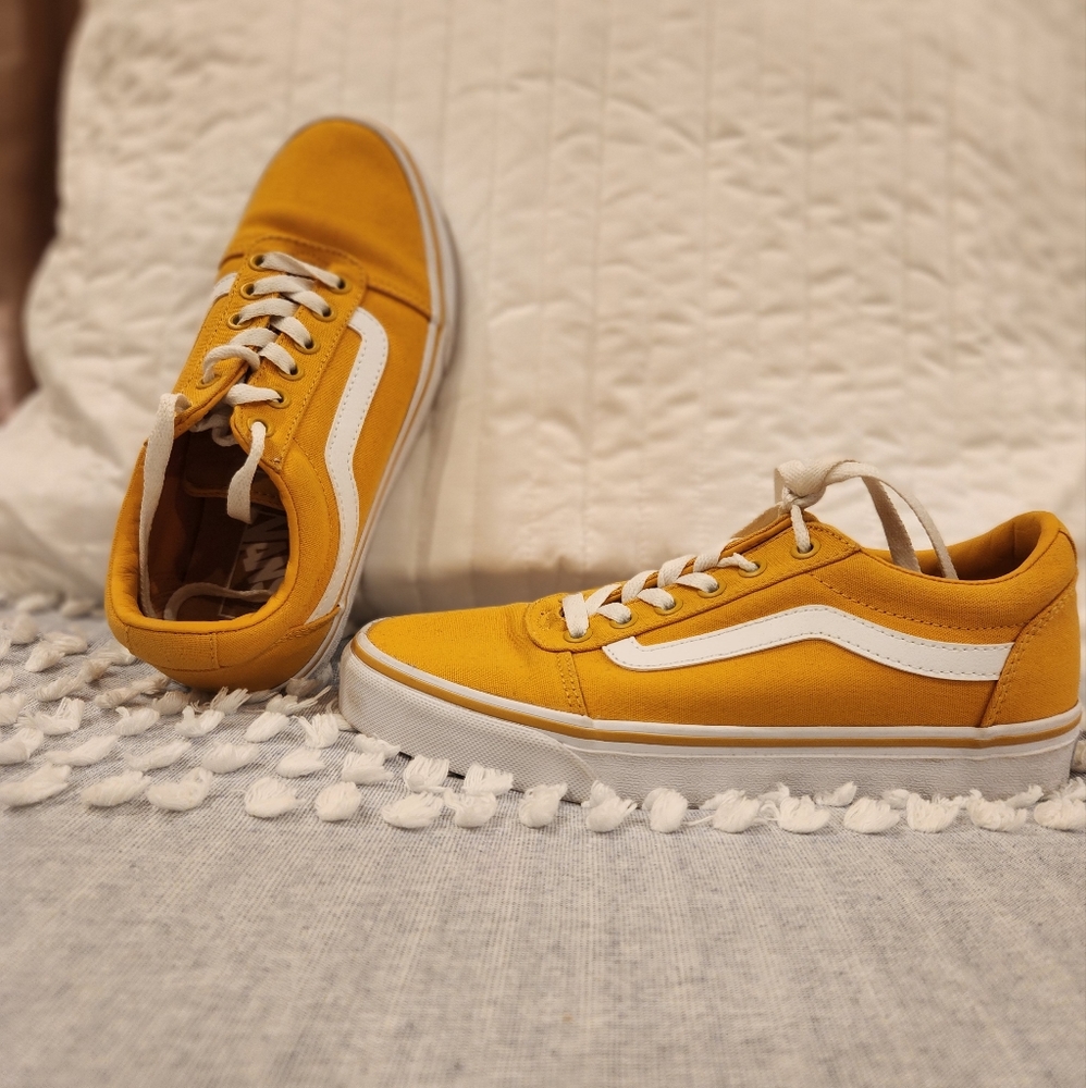 Vans worn once. Clean soles.